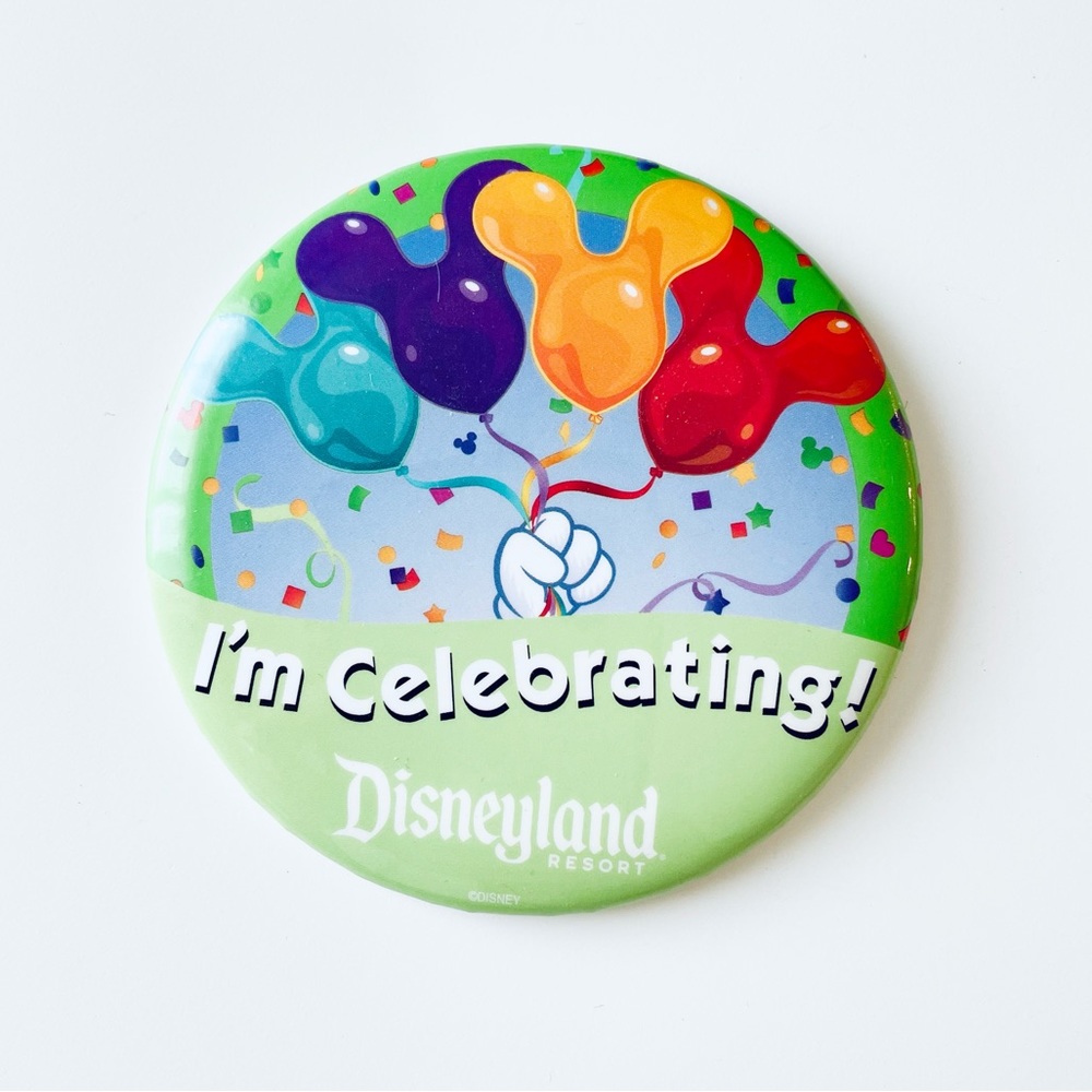📍5/$20 Disneyland "I'm Celebrating!" Mickey Balloons Pin Button